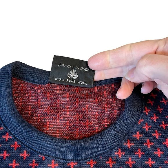 Lido Blue and Red Patterned Wool Sweater - Picture 4 of 9